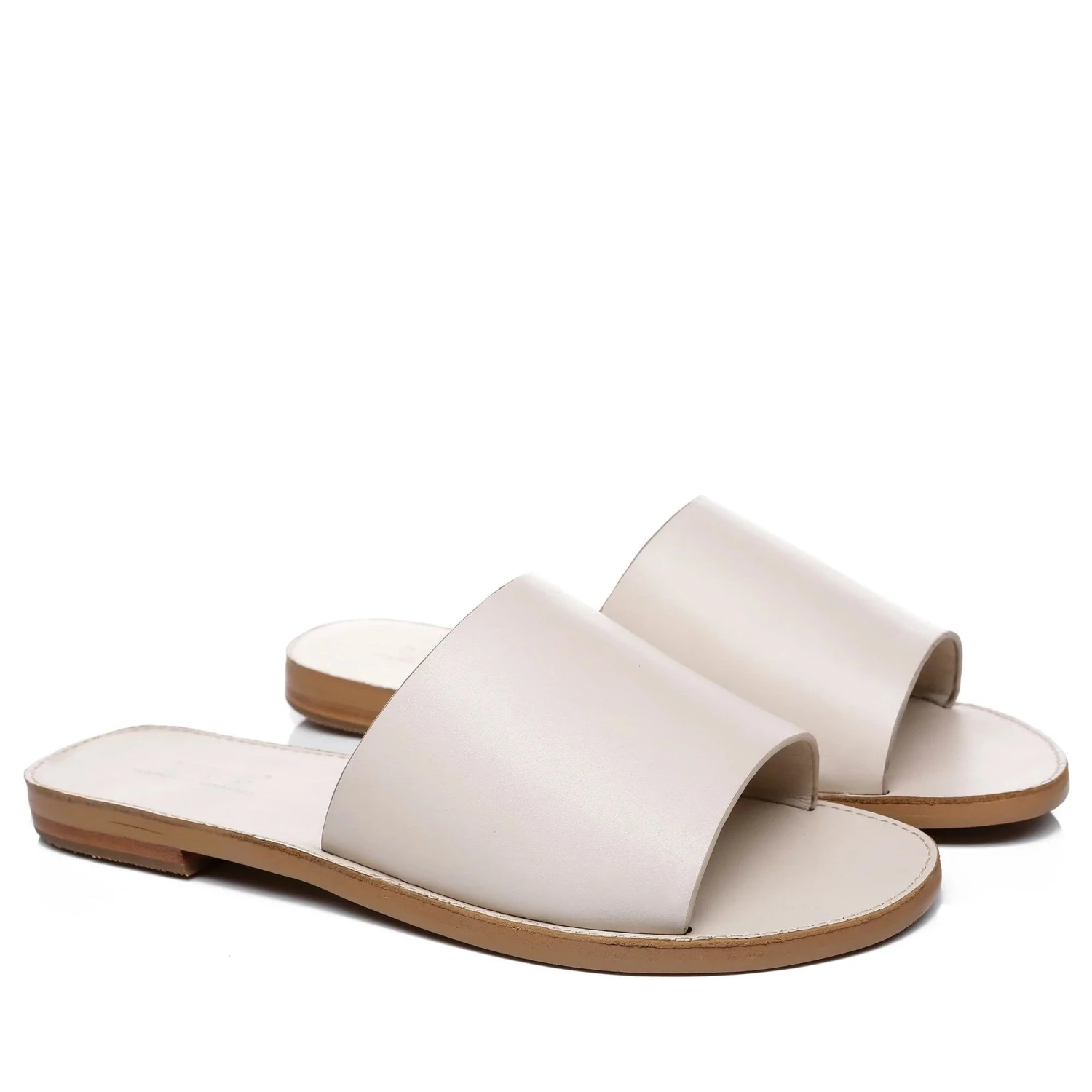 UGG Aiko Women Slides 17 UGG Aiko Women Slides - Image 17