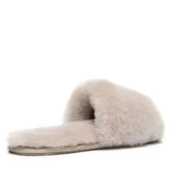 UGG Babe Fluffy Slides -Jumbo || PACIFIC Store ugg babe fluffy slides original ugg australia classic 3