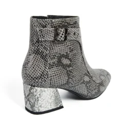 UGG Bia Buckle Boots 6 UGG Bia Buckle Boots -Jumbo || PACIFIC Store ugg bia buckle boots original ugg australia classic 3