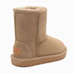 UGG Kids Classic II 27 UGG Kids Classic II -Jumbo || PACIFIC Store ugg boots ugg kids classic ii original ugg australia classic 13