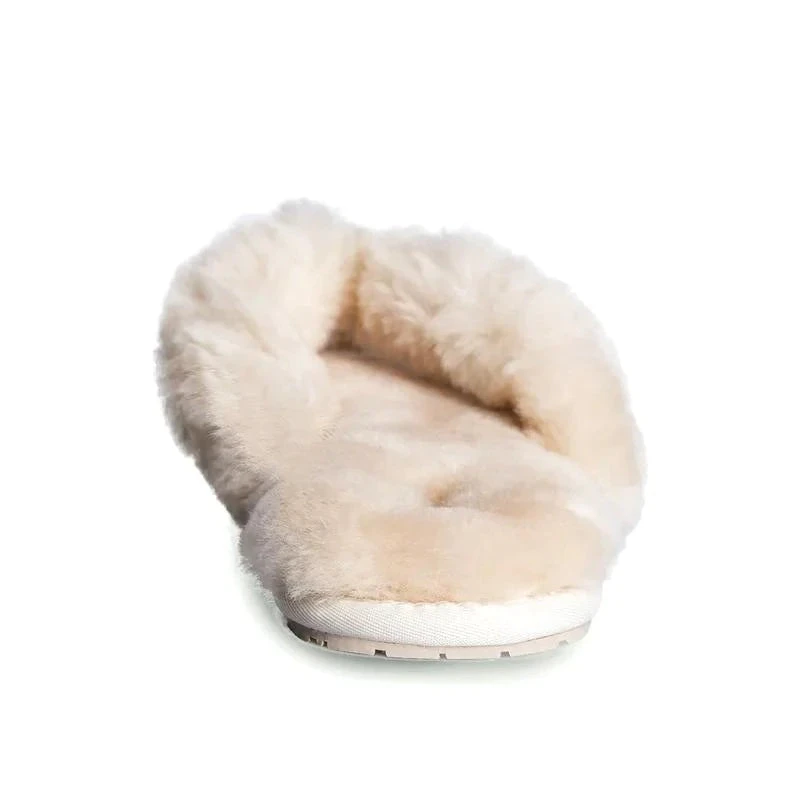 UGG Isla Slippers 14 UGG Isla Slippers - Image 14