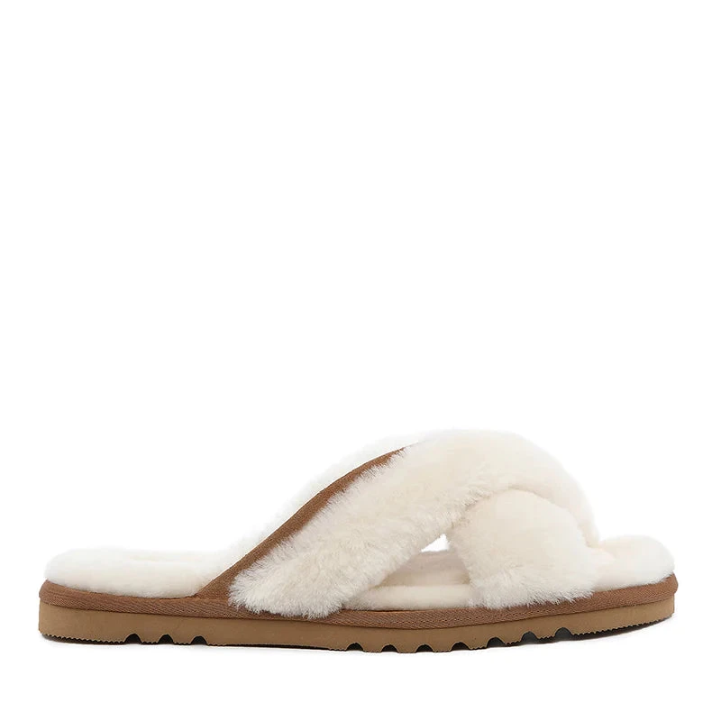 UGG Reggie Crossover Slides 1 UGG Reggie Crossover Slides